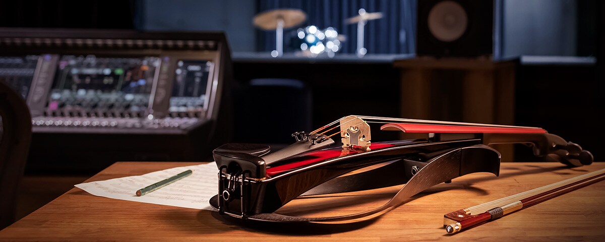 YEV104PRO/YEV105PRO - Overview - Electric Strings - Products