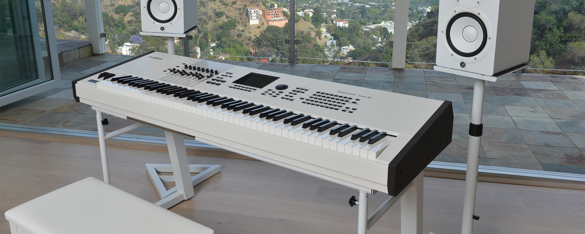 Yamaha MOTIF XF7 シンセサイザー　ホワイト MOTIF XF7 WH - Keyboard Instruments & Music Production Tools