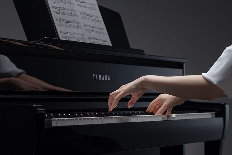 CLP-775 - Overview - Clavinova - Pianos - Musical