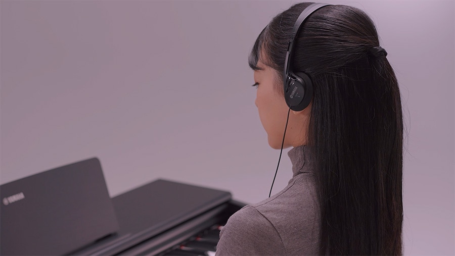 Yamaha YDP-145 Sort Digital Piano